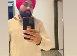 Harpreet singh, 30 years old, Woman